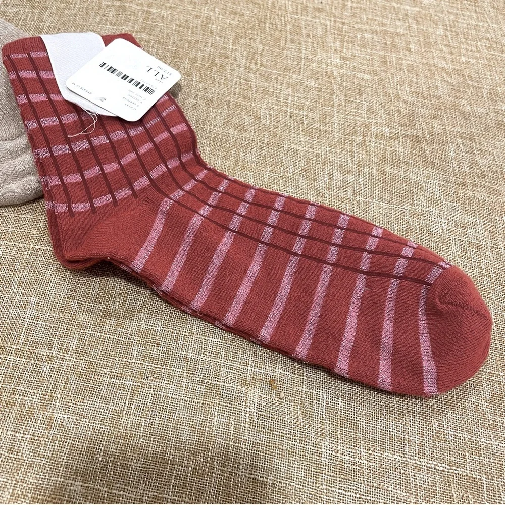 N/A nwt pairs